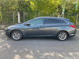 Hyundai i40 1.6 GDI blue Trend Trend - Hyundai i40 mit Benzin-Antrieb