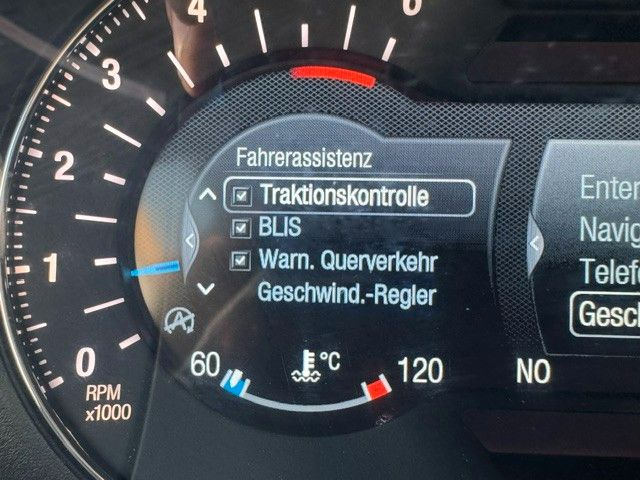 Fahrzeugabbildung Ford Galaxy Titanium AWD LEDER 7 SITZER LED KAMERA