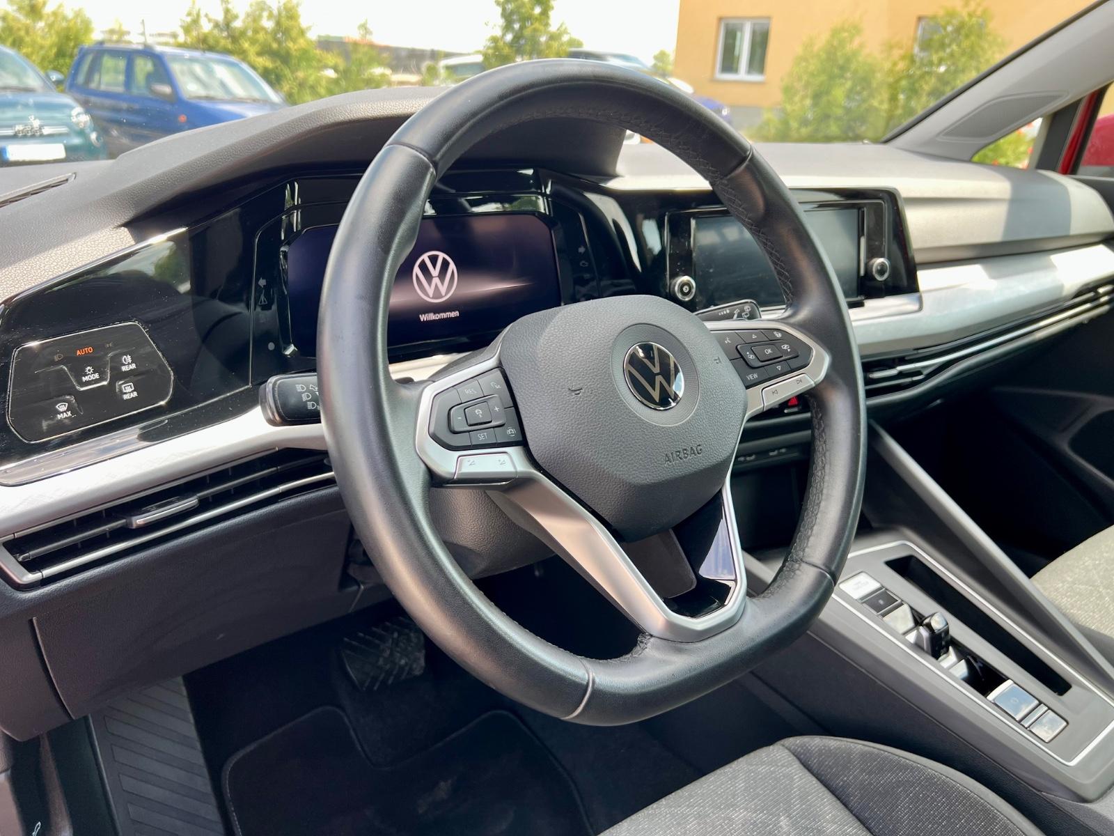Volkswagen Golf VIII Variant Life AAC SHZ CARPLAY LED, миниатюра 6