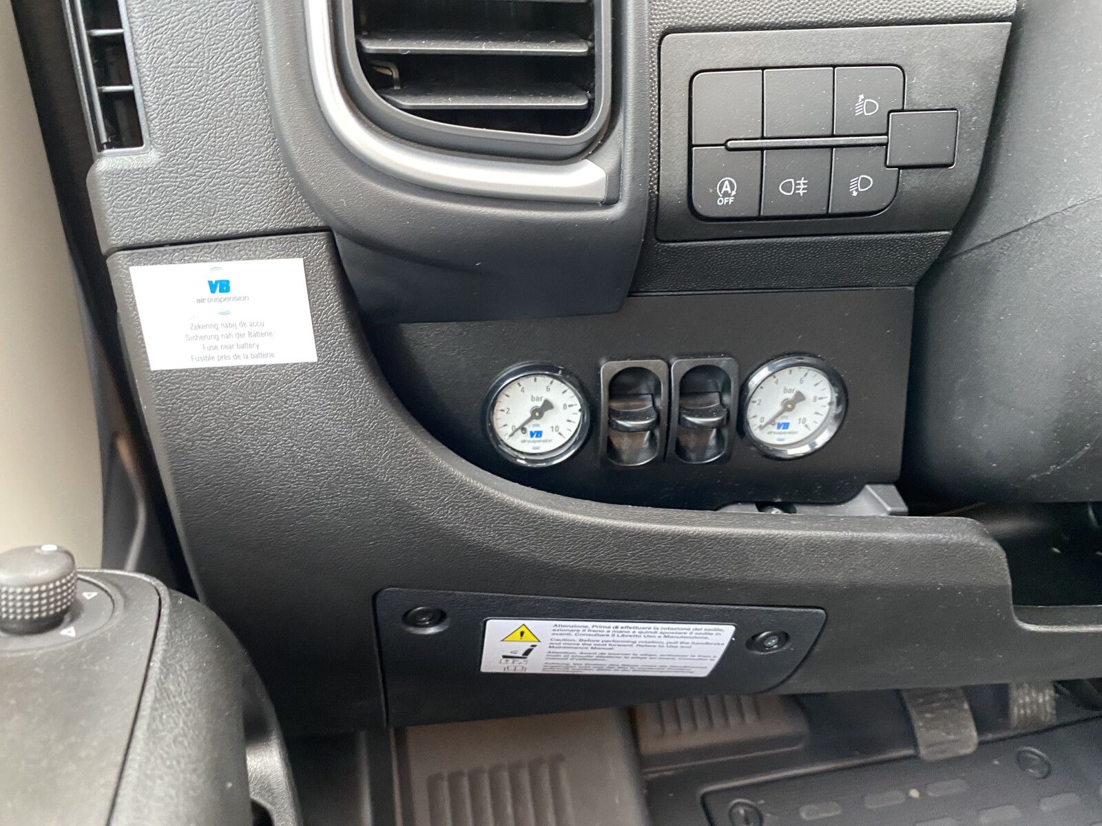 Fahrzeugabbildung Knaus Sky Ti PLATINUM SELECTION 700 MEG AT, LED, ACC
