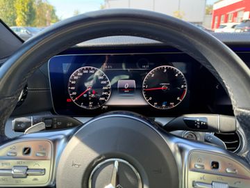 Mercedes-Benz E 220 T AMG+Night+Widescreen+Multib.+Kamera+LED