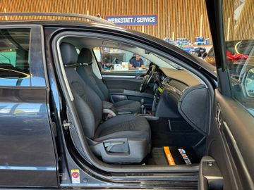 Skoda Superb Combi *1.HAND*KLIMA*SZHZ*ZV*BC*TÜVNEU*