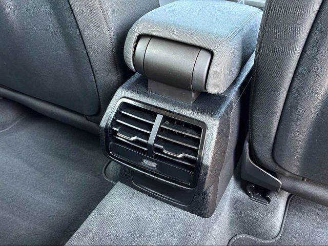 Q3 SUV 45 TFSIe S-TRONIC CAM+NAVI+SHZ+DAB