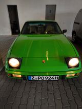 Porsche 924 - Porsche Oldtimer mit Benzin-Antrieb