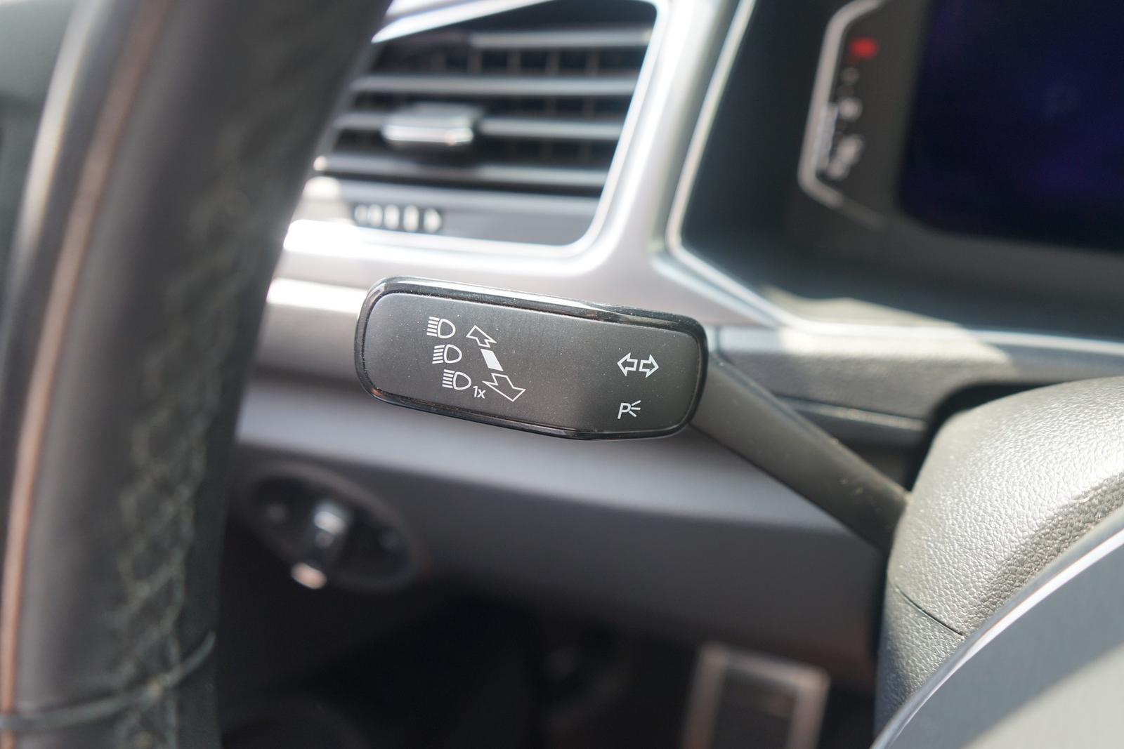 Volkswagen T-Roc 1.5 TSI Active DSG ACC Standheizung LED, миниатюра 21