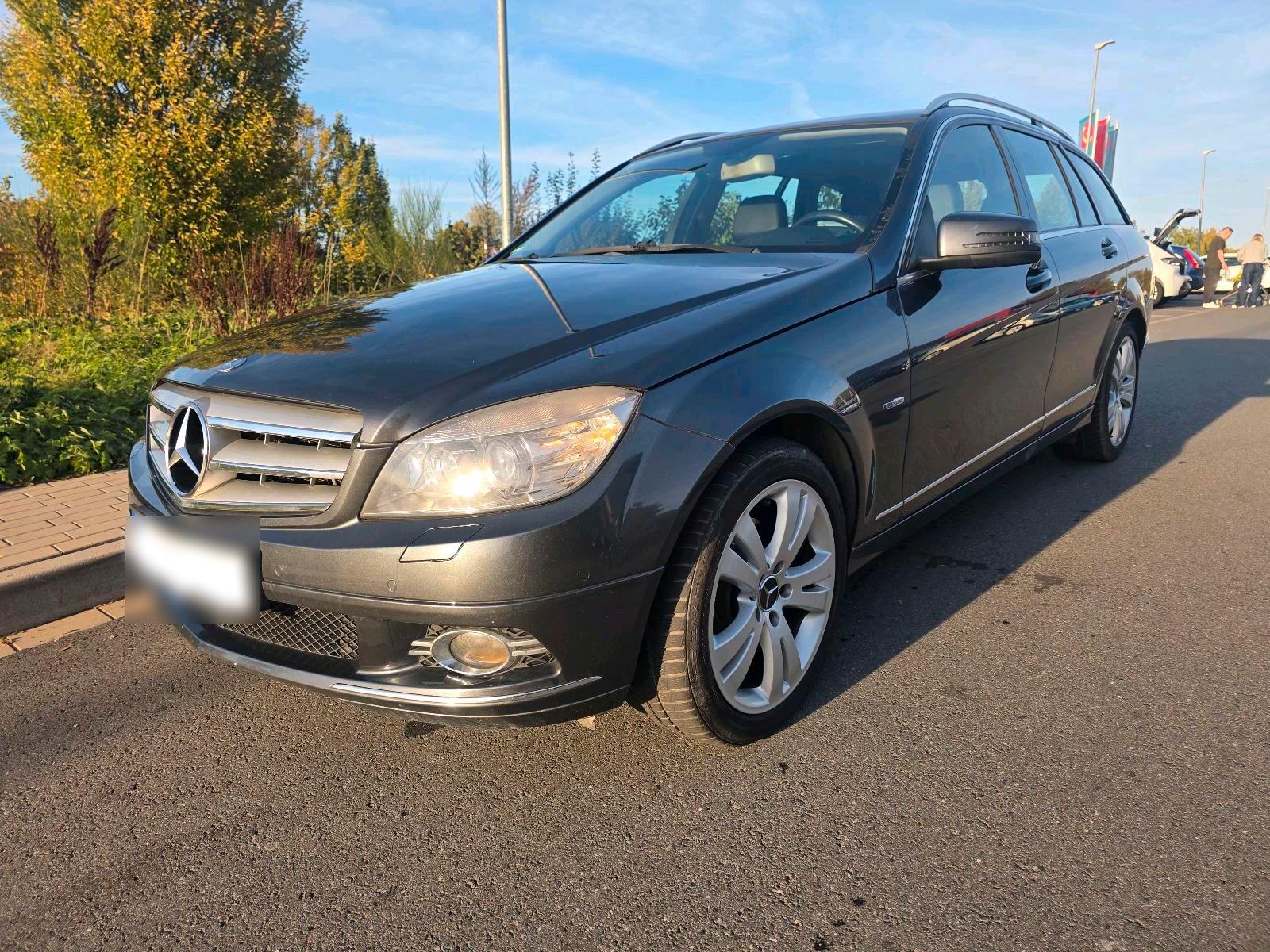 Mercedes-Benz C220, 2009