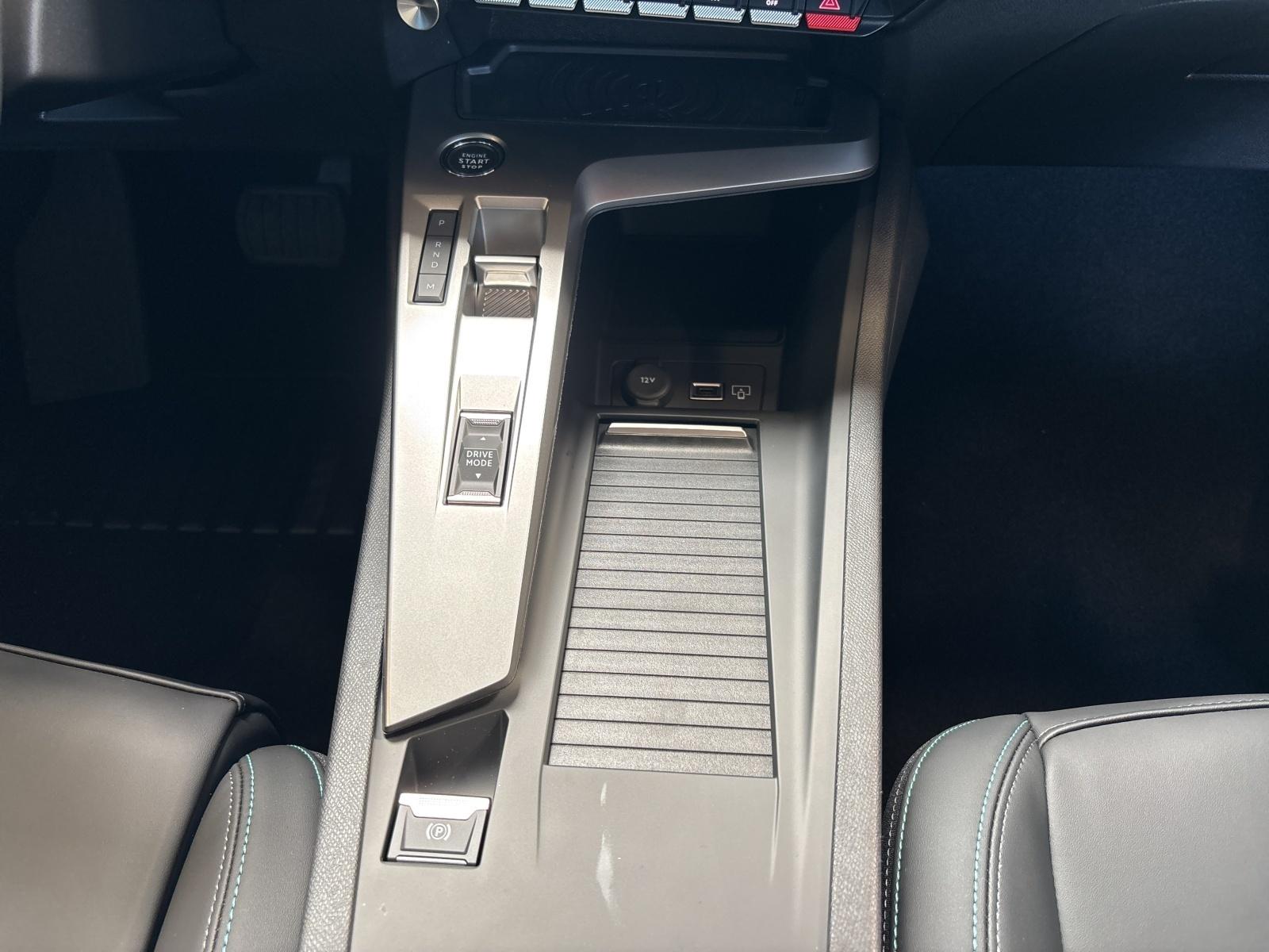 Peugeot 308 1.2 Hybrid 136 SW Allure ABS Fahrerairbag ES