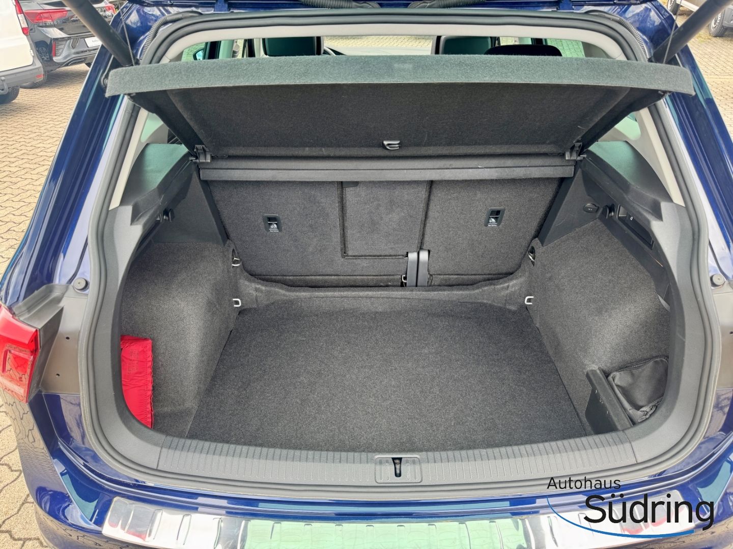 Tiguan 1,5 TSI IQ.Drive HUD AHK Navi LED ACC