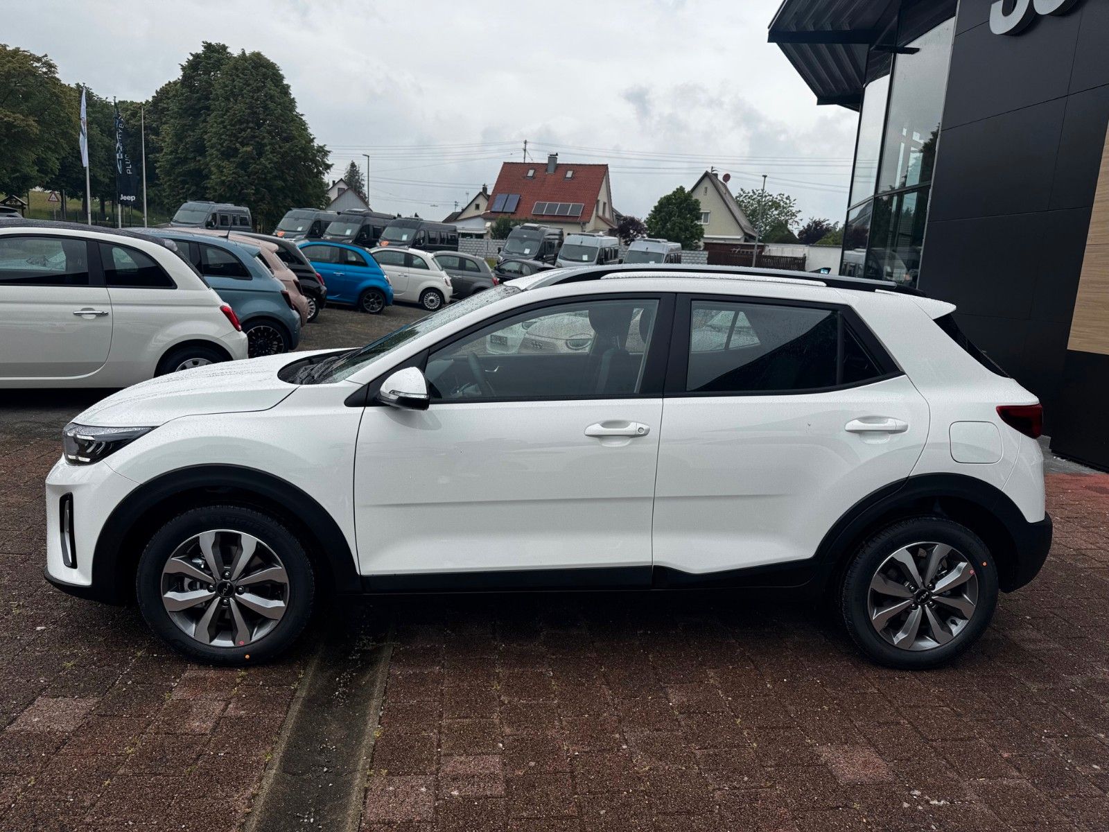 Fahrzeugabbildung Kia Stonic 1.0 T-GDI 100 Vision DCT7 NAVI KAMERA