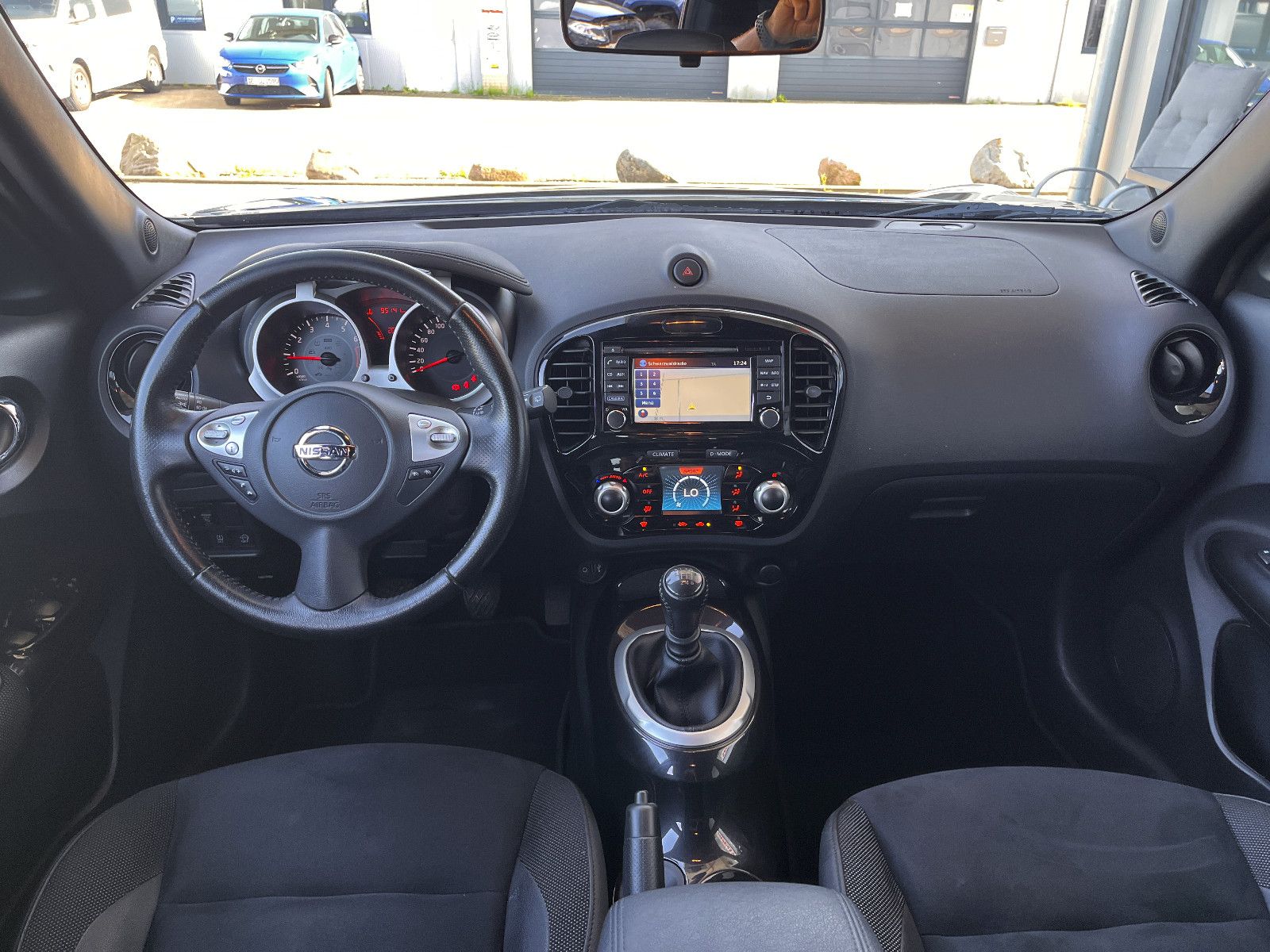 Fahrzeugabbildung Nissan Juke N-Connecta
