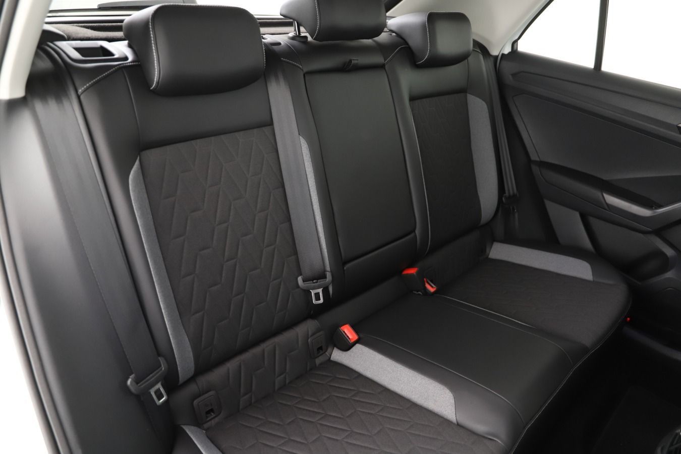 Volkswagen T-Roc - Bild 6