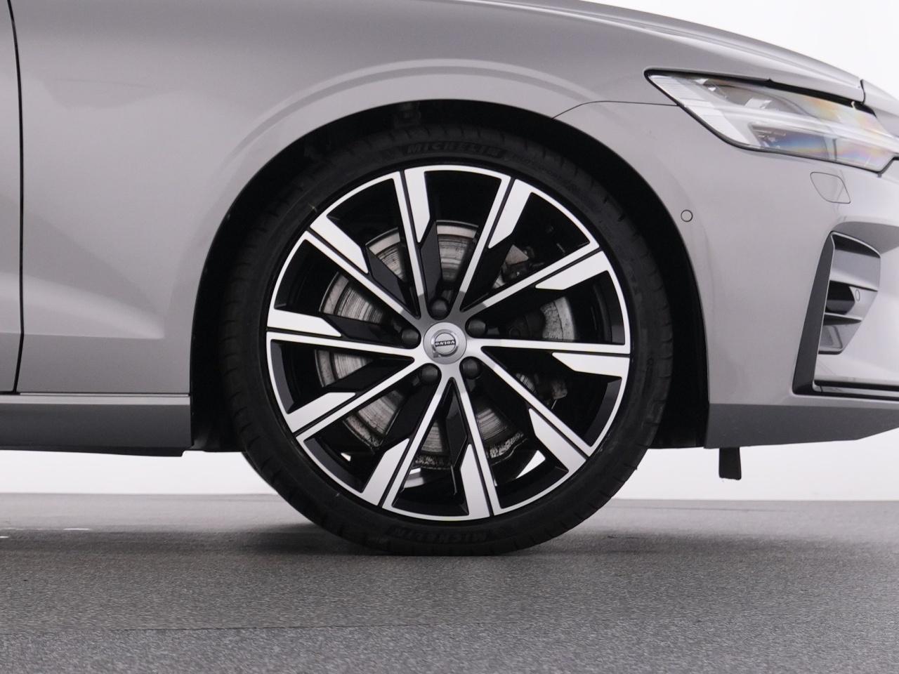 Volvo S60 B5 AWD Plus Dark+FAP+HKSOUND+LICHTPAK+PANO+, миниатюра 22