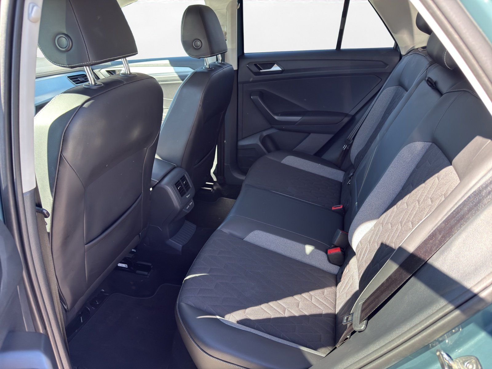 Volkswagen T-Roc - Bild 11
