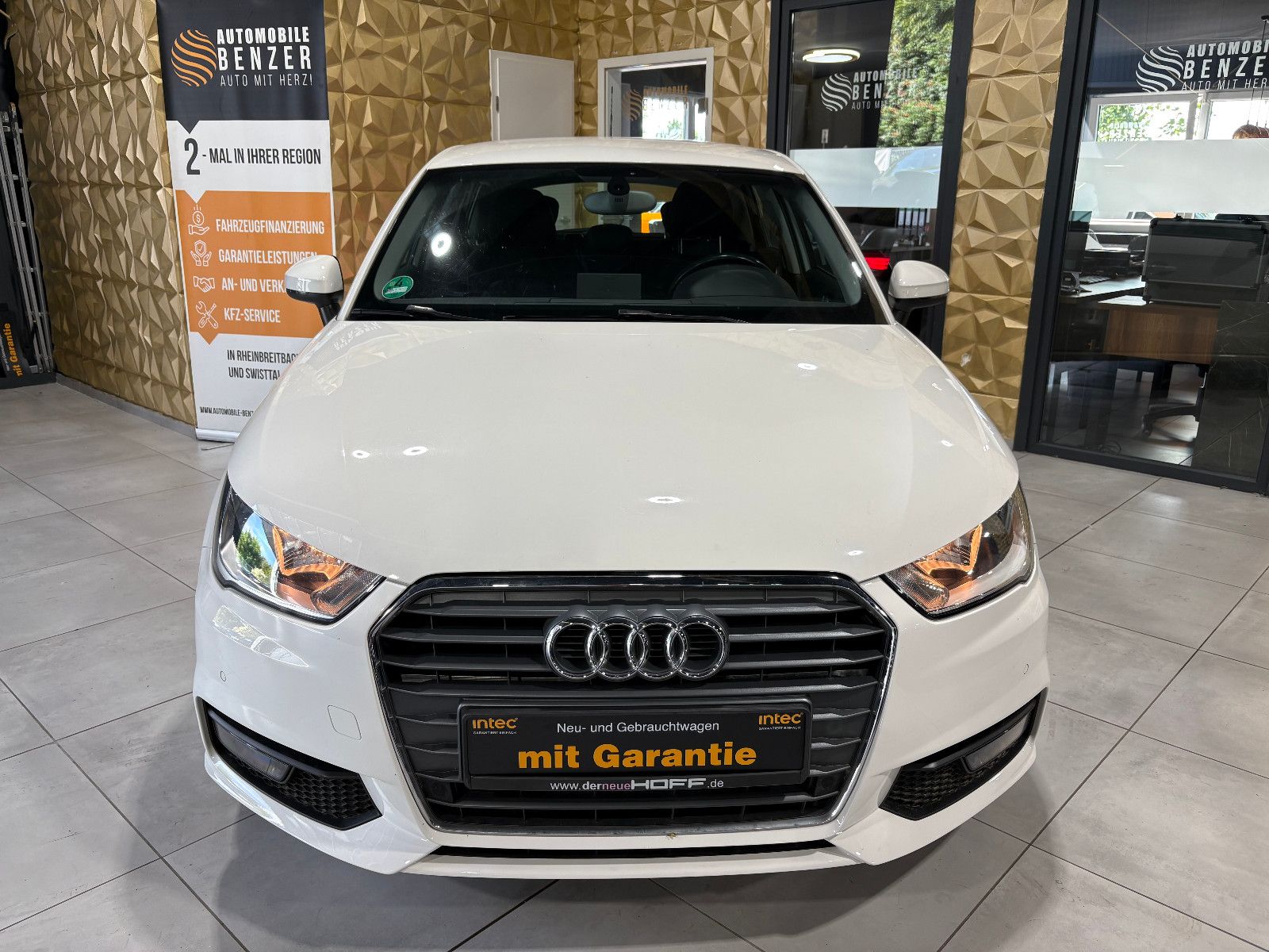 Fahrzeugabbildung Audi A1 Sportback design/S-TRONIC/PDC/NAVI/SHZ/KLIMA