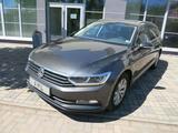 Volkswagen Passat Variant Comfortline BMT MOTORSCHADEN      - Volkswagen: Motors