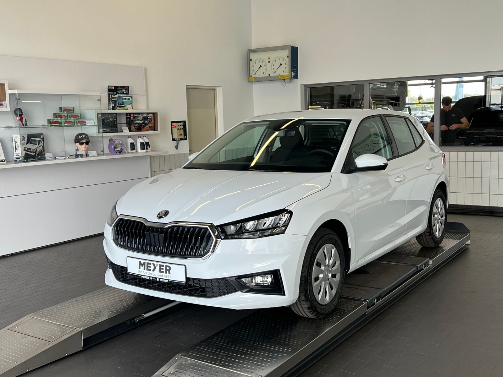 Fahrzeugabbildung SKODA Fabia IV Selection 1.0 MPI *LED, Climatronic, Si