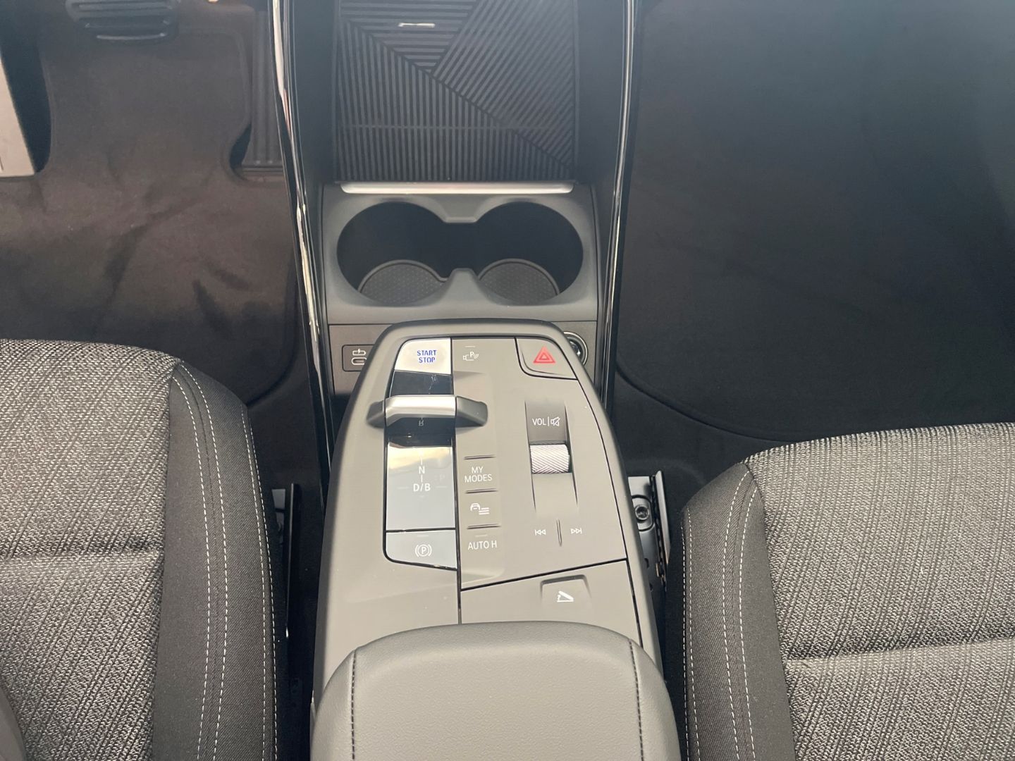 BMW iX1 - Bild 10