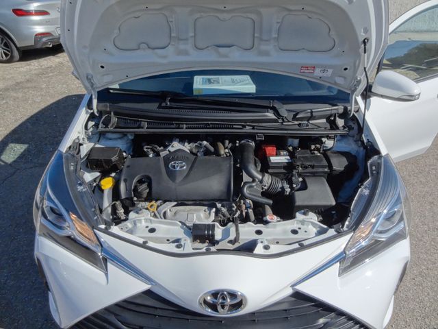 Fahrzeugabbildung Toyota Yaris Comfort/Automatik/1.Hd/Kam/4-Türig/