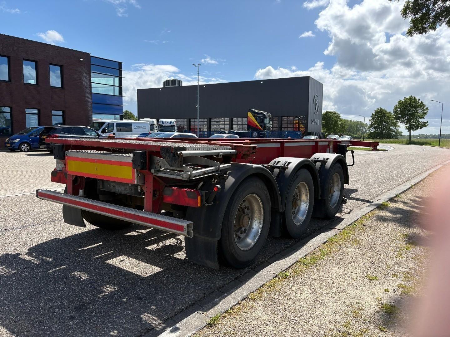 Schmitz Cargobull SCF24 20FT Chassis / Tank / ADR / BPW Axles / Di