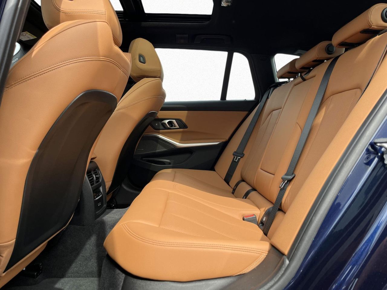 BMW 330 - Bild 18