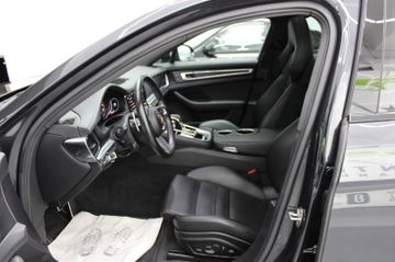 Porsche Panamera - 5