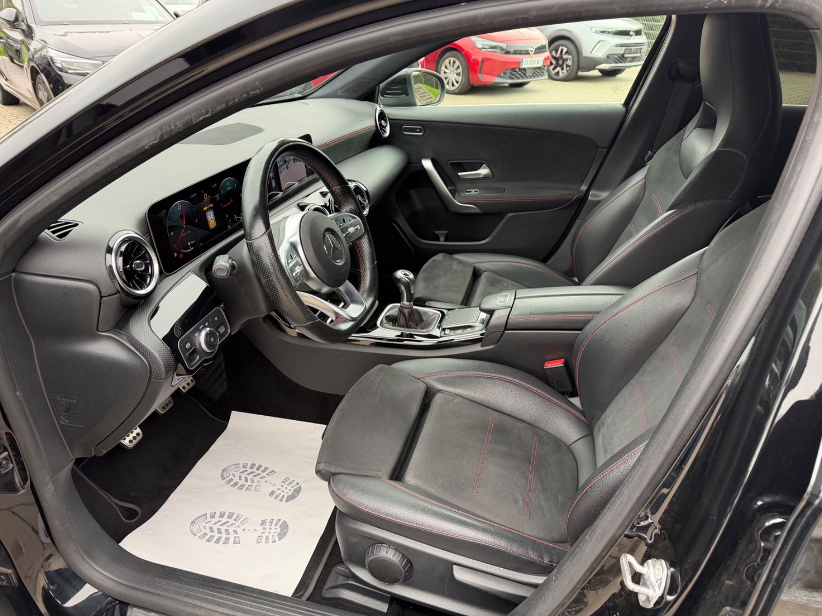 Fahrzeugabbildung Mercedes-Benz A 180 d°AMG Line°Kamera°LED°Navi°Shz°