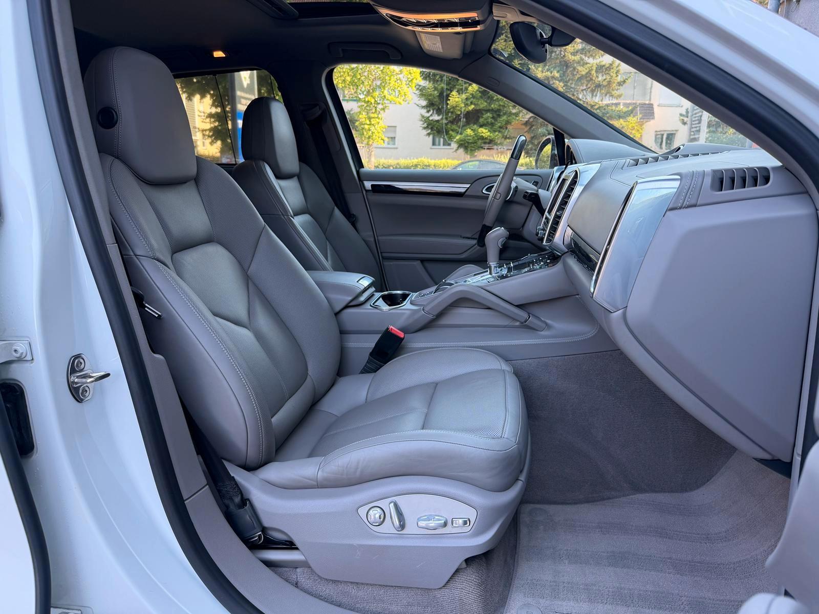 Porsche Cayenne S 4.8 V8 TÜV 09/27