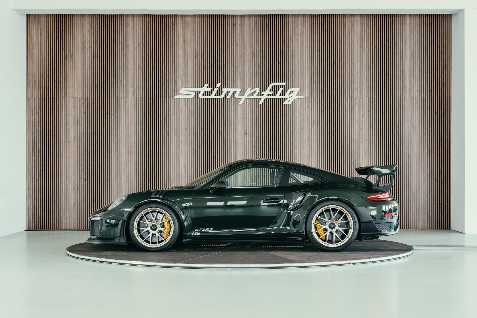 Porsche 991 GT2 RS, PTS, 1 Hand, PCCB, Lift