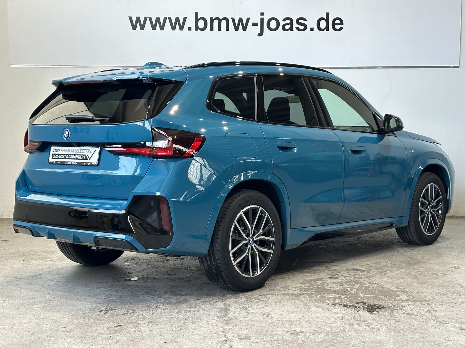 Fahrzeugabbildung BMW X1 xDrive30e M Sportpaket Head-Up Aktivsitz