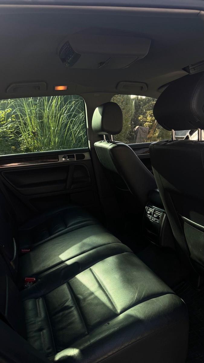 Volkswagen Touareg 2006 — photo 9