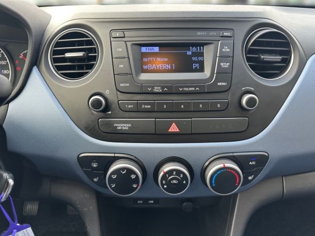 Fahrzeugabbildung Hyundai i10 Trend 1.2 +TEMPOMAT+KLIMA+USB+RADIO+SHZ+UVM+