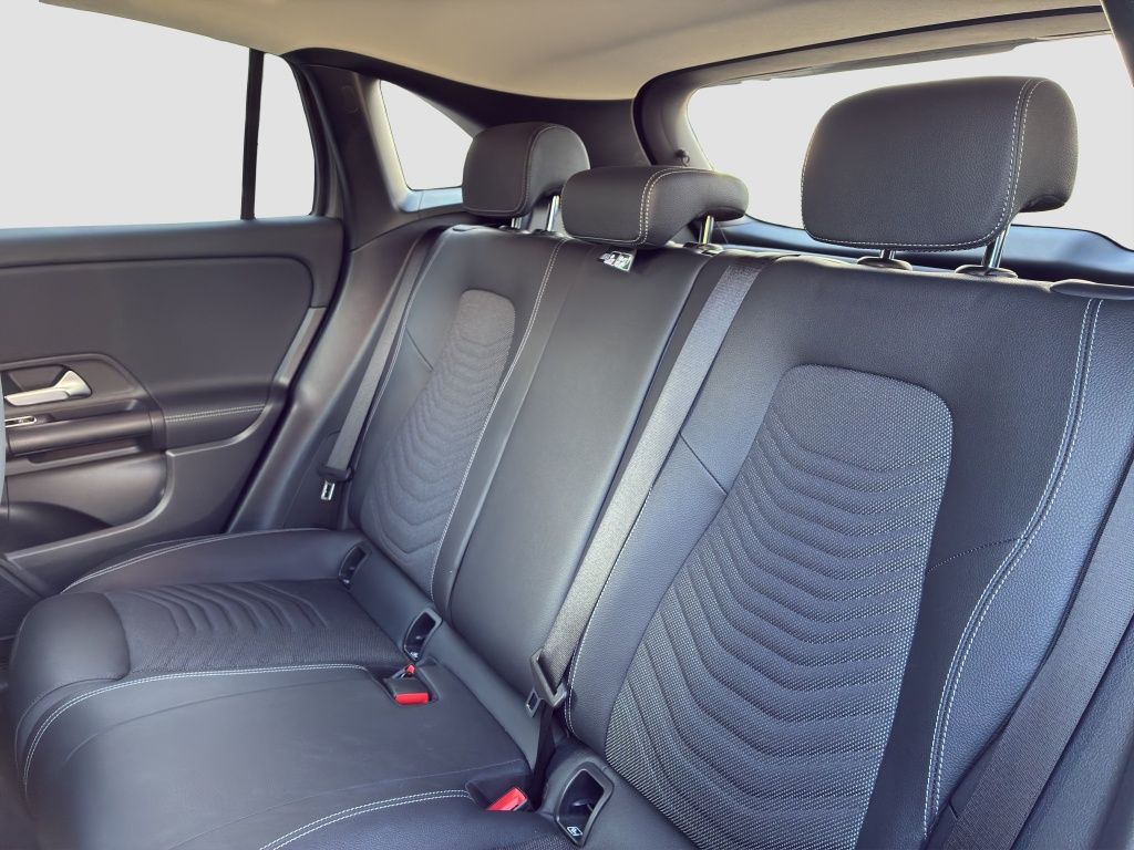 Fahrzeugabbildung Mercedes-Benz GLA 250 e LED*PDC*ParkAss*SpurH*el.Heck*AUT*Kam.