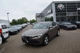 Alfa Romeo Stelvio Super 2.2  AT8 Bi-Xenon, Navi NP:48.380€ - Alfa Romeo: 3.2
