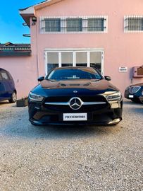 Mercedes CLA 180 Shooting Brake - 3