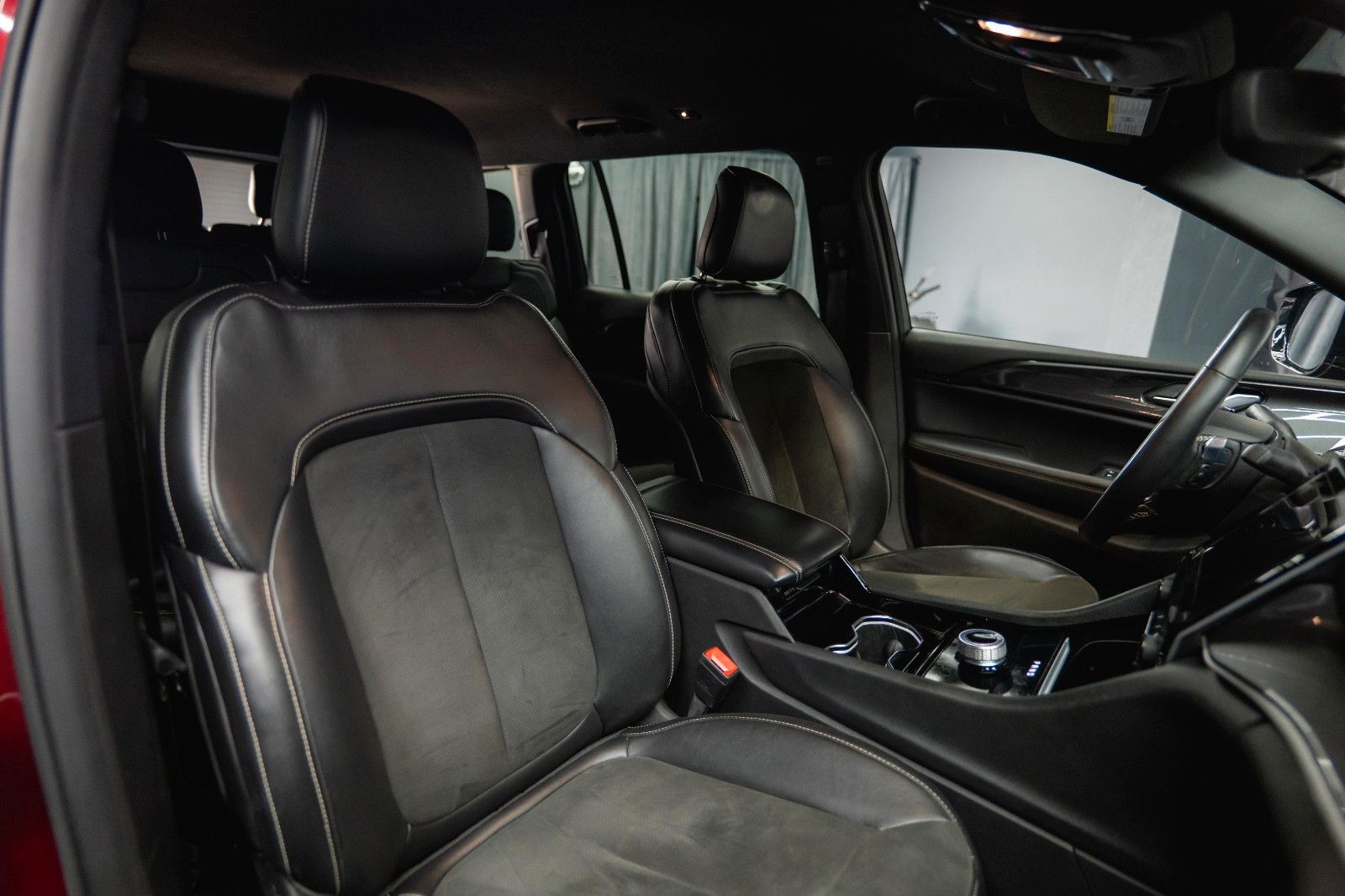 Fahrzeugabbildung Jeep Grand Cherokee 3.6 4x4 Altitude L ACC Kamera 19%