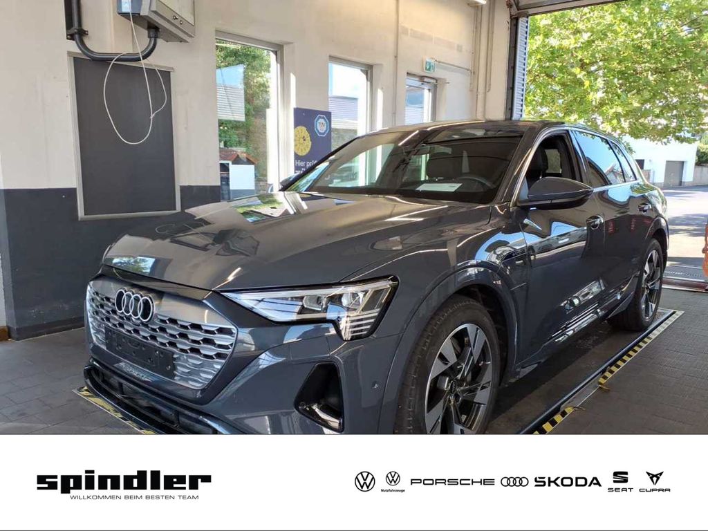 Image of Audi Q8 e-tron