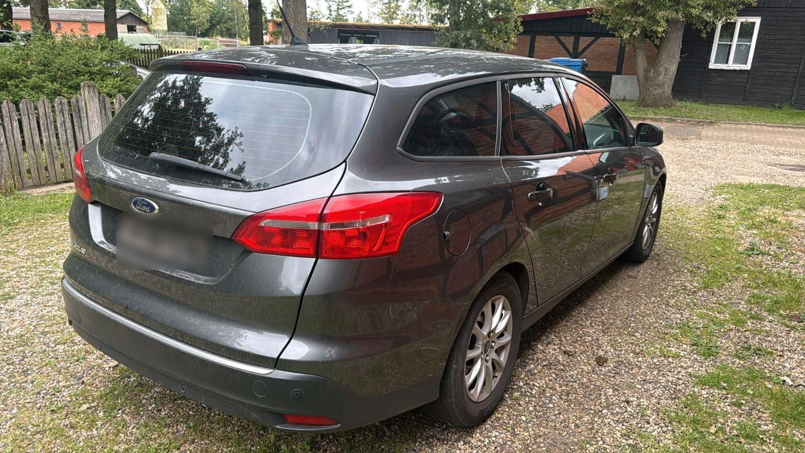 Ford Focus 2015 — photo 5
