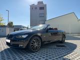 BMW  E93 325i Cabrio - TÜV Neu - BMW 325 in Stuttgart