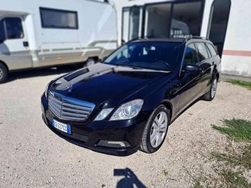 Mercedes E 250 - 1