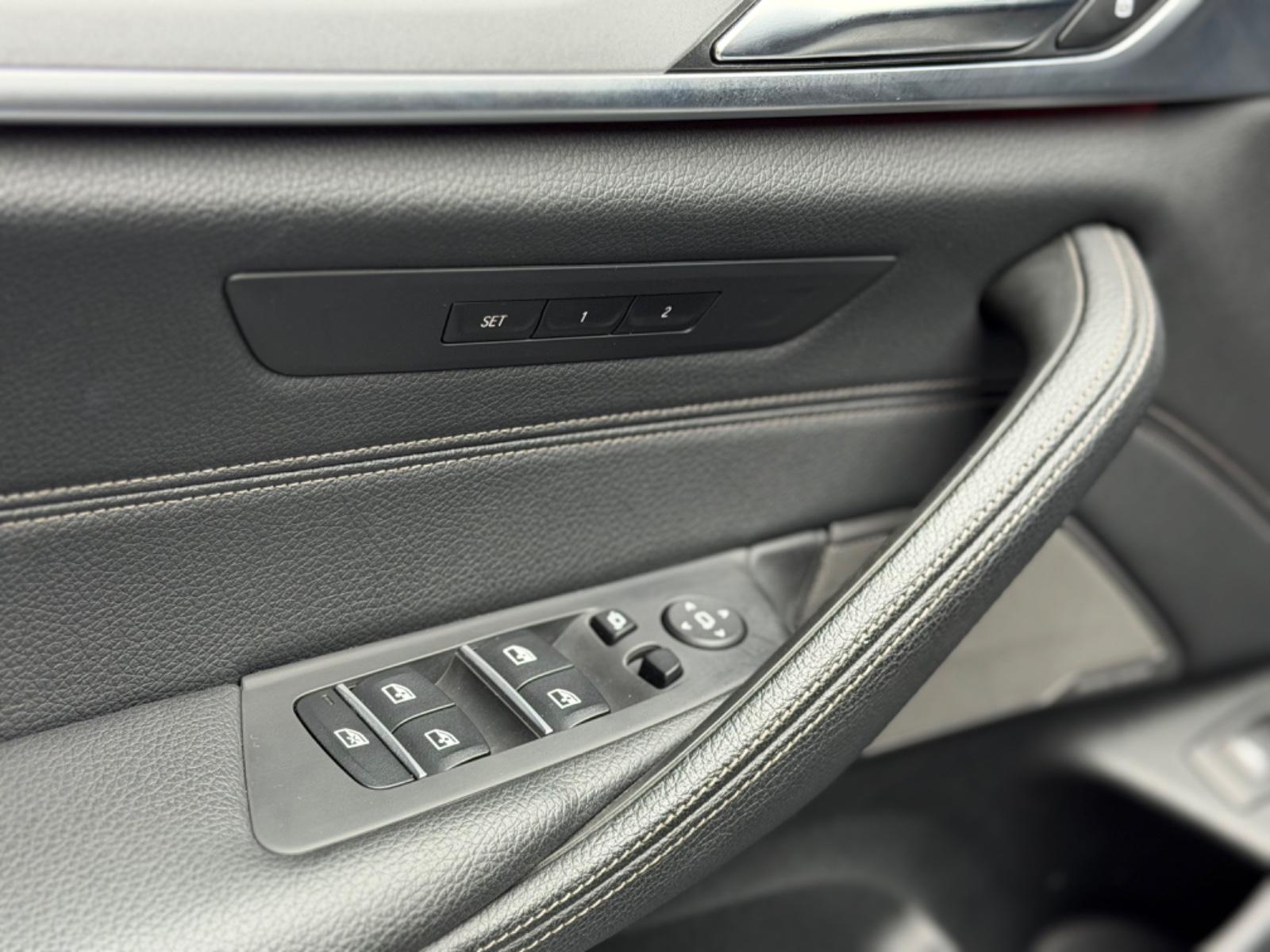 BMW 520  TouringLED/Volleder/Virtl/Standheizung/Pano