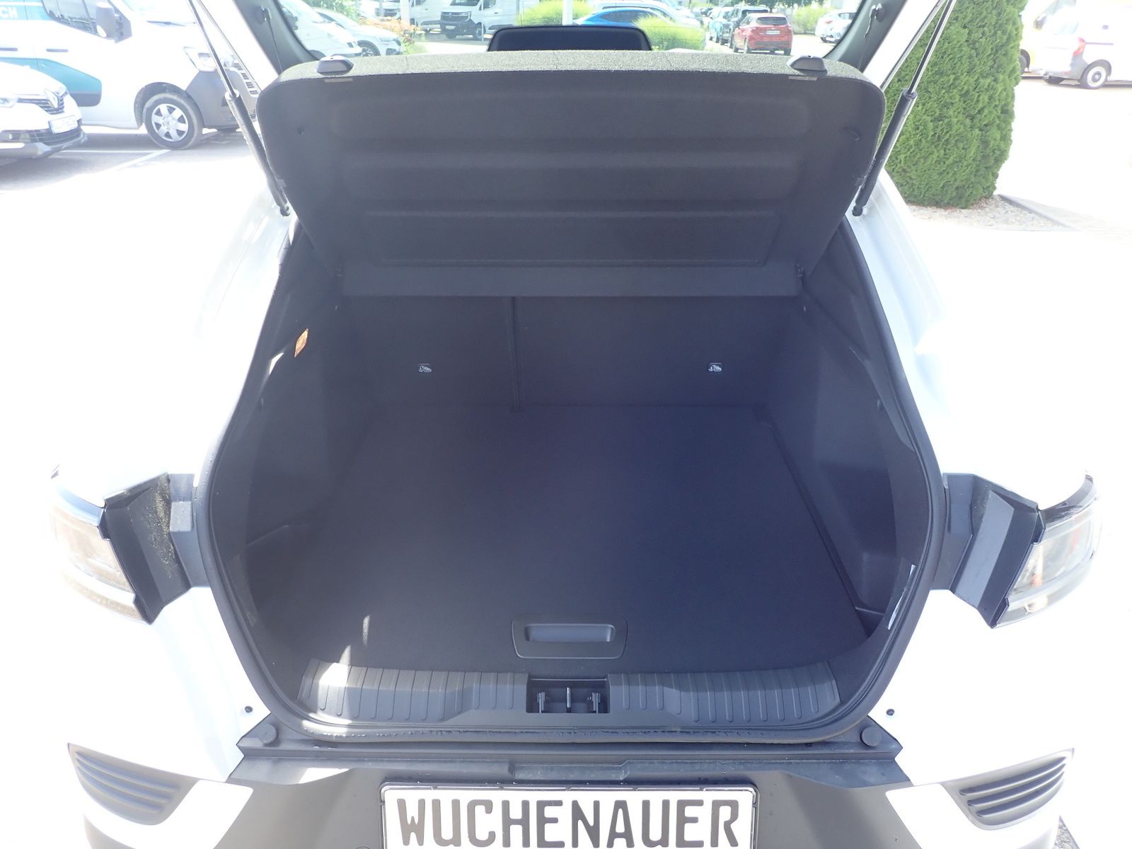 Fahrzeugabbildung Renault Arkana Techno 140 EDC