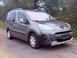 Peugeot Partner 1.6 HDI AUTOMATIK !!! - Peugeot Partner Tepee aus 2012