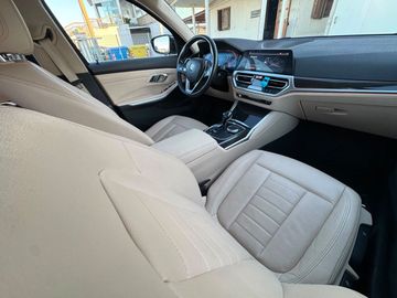BMW 320 - 11
