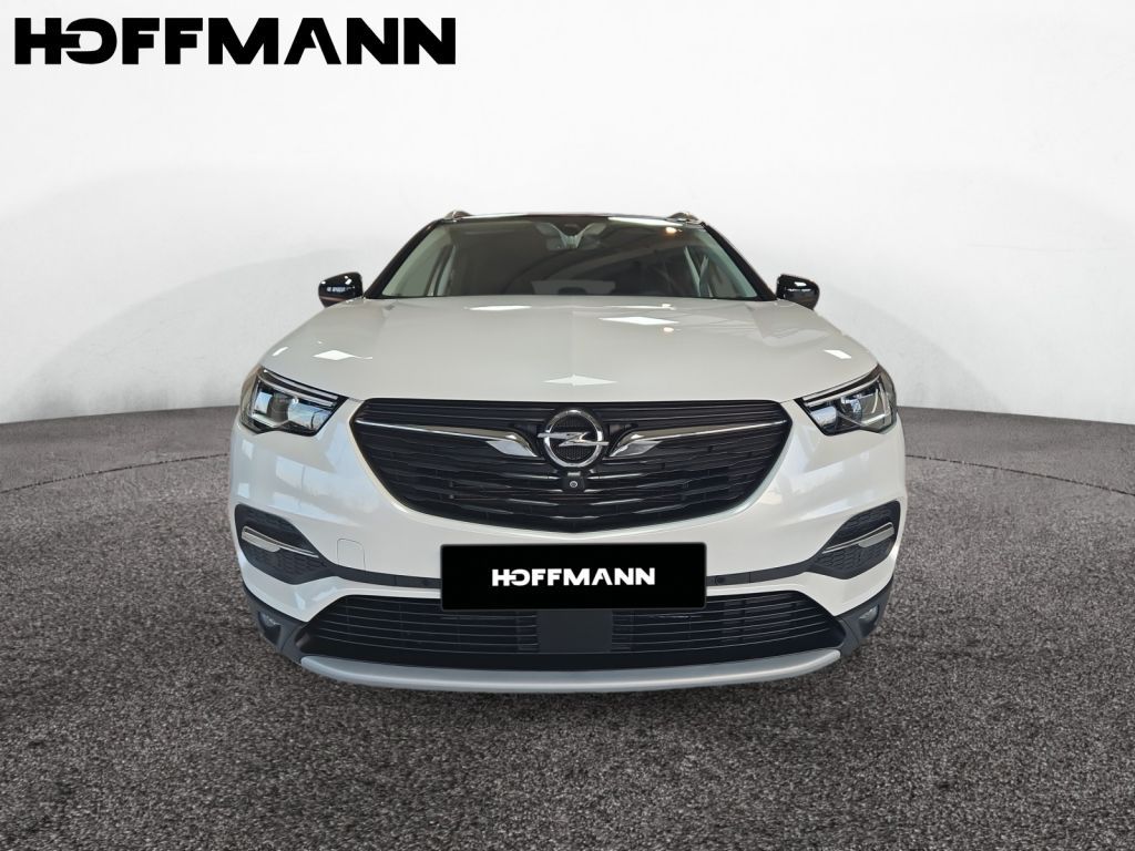Fahrzeugabbildung Opel Grandland X Plug-in-Hybrid 4x4 1.6 DI Aut. Ultim