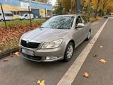 Skoda Octavia 1.6 MPI Automatik - Skoda Octavia: Mpi