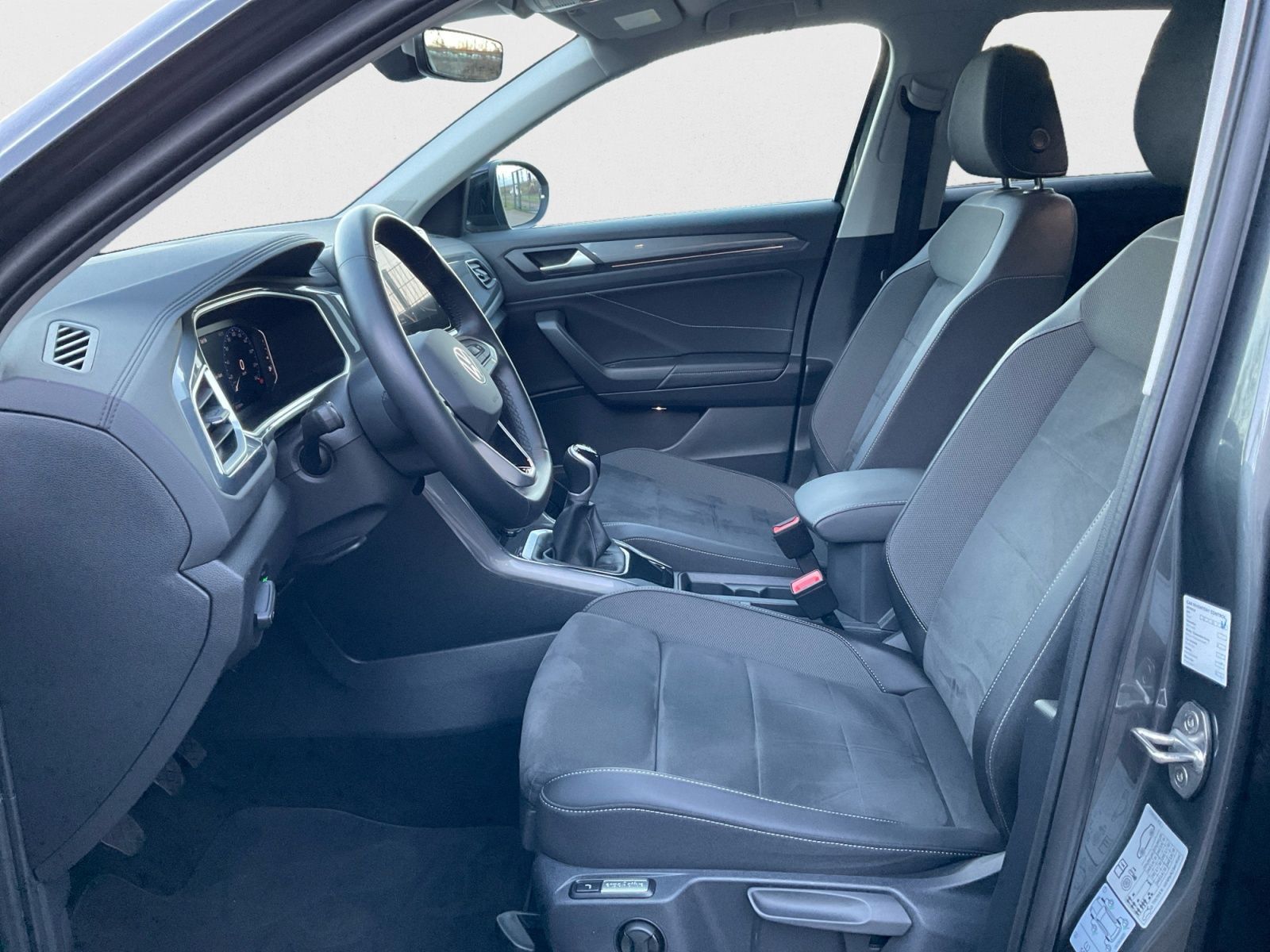 Volkswagen T-Roc - Bild 9