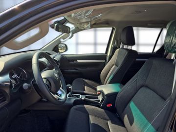 Toyota Hilux - 12