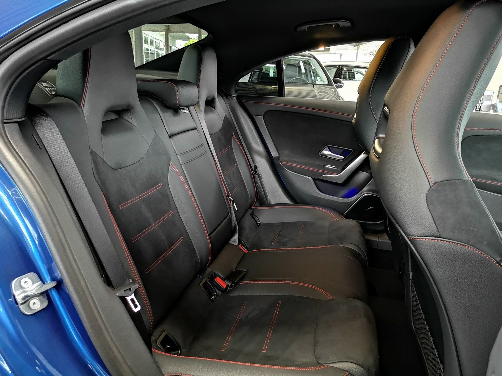 Mercedes-Benz CLA 200 Coupé AMG ADVANCED+BURMESTER+NIGHT+WINTE foto 14