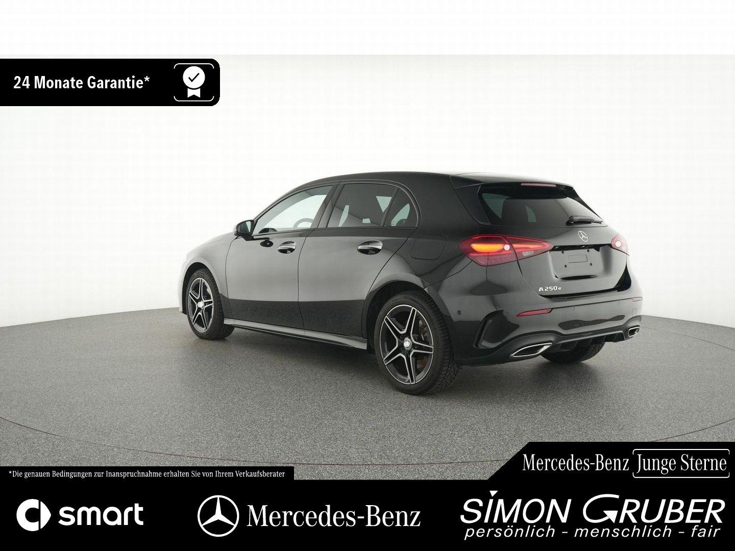 Mercedes-Benz A 250 e AMG Night Pano Ambi LED KeylessGo Kamera