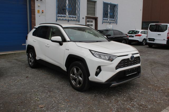 Toyota RAV4 Hybrid 4x2 Team Deutschland